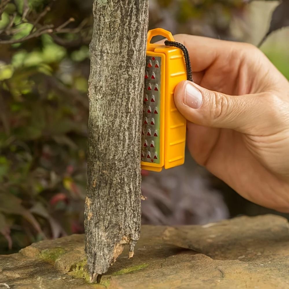 Outdoor Magnifying Glass Card  - Fire Starting Kit recension och pris